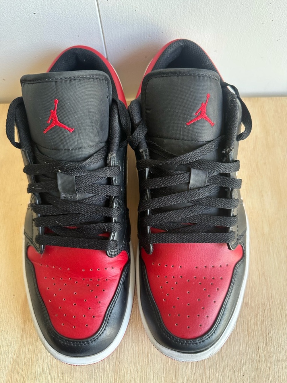 Air Jordan 1 Low Men's Black & Red Low-Top Sneakers